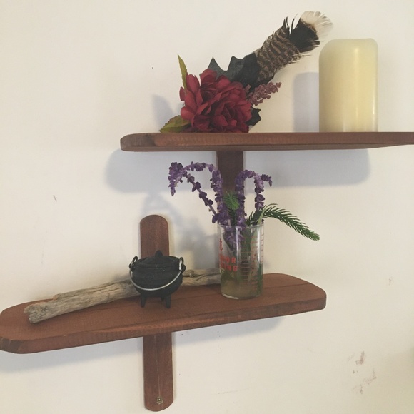 Midcentury Modern style solid wood wall shelf - Picture 3 of 6